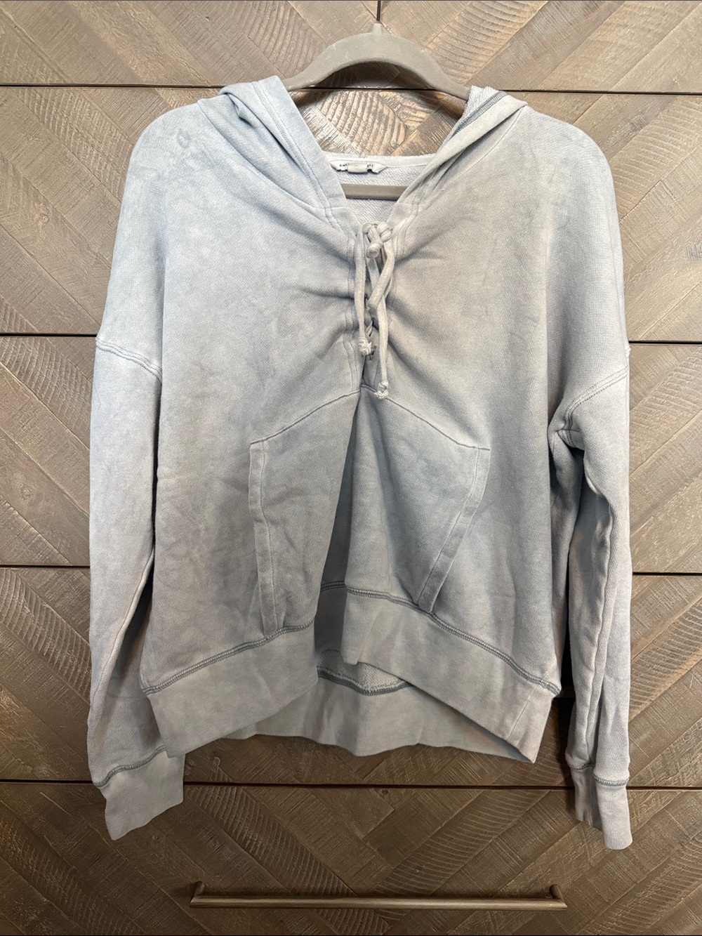 American Eagle Outfitters Light Gray Hooded Sweatshirt